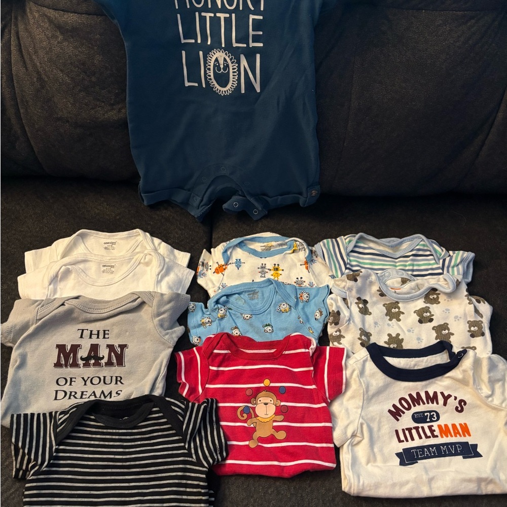 Baby boy 0-3 month clothing lot